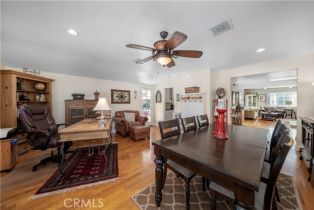 Single Family Residence, 4571 Canoga dr, Woodland Hills, CA 91364 - 14