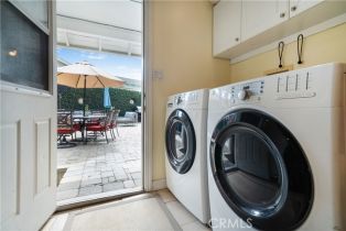 Single Family Residence, 4571 Canoga dr, Woodland Hills, CA 91364 - 21