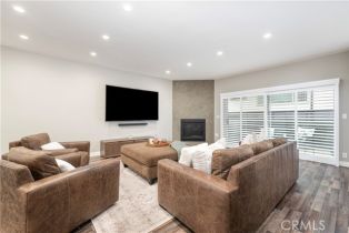 Condominium, 14919 Dickens st, Sherman Oaks, CA 91403 - 4