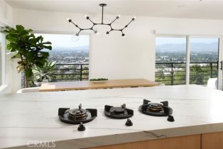 Single Family Residence, 3863 Sherwood pl, Sherman Oaks, CA 91423 - 11