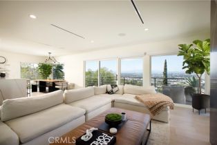 Single Family Residence, 3863 Sherwood pl, Sherman Oaks, CA 91423 - 4