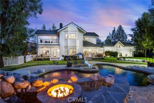 Single Family Residence, 28845 Countryside dr, Agoura Hills, CA 91301 - 4