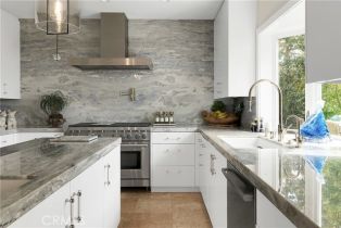 Single Family Residence, 184 Halsbury ct, Lake Sherwood, CA 91361 - 17