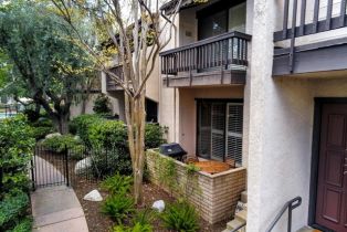 Condominium, 5711 Owensmouth ave, Woodland Hills, CA 91367 - 3
