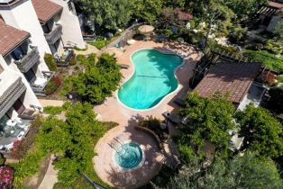 Condominium, 5711 Owensmouth ave, Woodland Hills, CA 91367 - 5