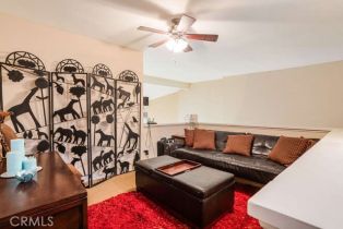 Condominium, 21400 Burbank blvd, Woodland Hills, CA 91367 - 11