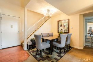 Condominium, 21400 Burbank blvd, Woodland Hills, CA 91367 - 4