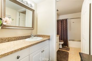 Condominium, 21400 Burbank blvd, Woodland Hills, CA 91367 - 8