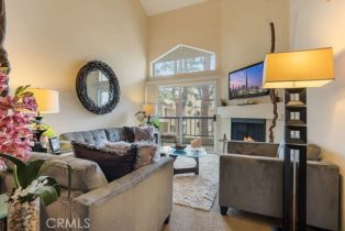 Condominium, 21400 Burbank BLVD, Woodland Hills, CA  Woodland Hills, CA 91367