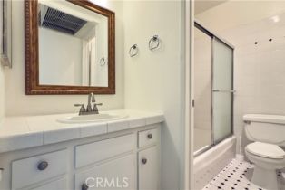 Condominium, 5403 Newcastle ave, Encino, CA 91316 - 14