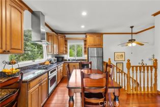 Single Family Residence, 4009 Beverly Glen blvd, Sherman Oaks, CA 91423 - 25