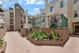 Condominium, 5420 Sylmar ave, Sherman Oaks, CA 91401 - 14