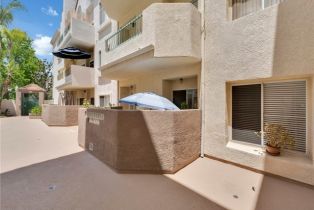 Condominium, 5420 Sylmar ave, Sherman Oaks, CA 91401 - 17