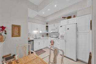 Condominium, 5420 Sylmar ave, Sherman Oaks, CA 91401 - 26