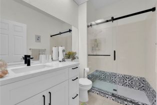 Condominium, 5420 Sylmar ave, Sherman Oaks, CA 91401 - 38