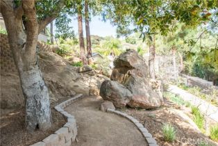 Single Family Residence, 22757 Plummer st, Chatsworth, CA 91311 - 45