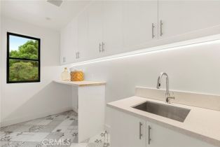 Single Family Residence, 5741 Newcastle ave, Encino, CA 91316 - 48