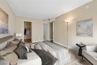 Condominium, 5700 Etiwanda ave, Tarzana, CA 91356 - 9