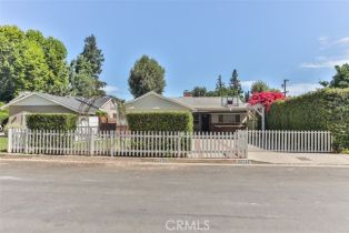 Single Family Residence, 22733 Clarendon st, Woodland Hills, CA 91367 - 2