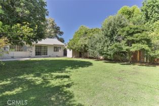 Single Family Residence, 22733 Clarendon st, Woodland Hills, CA 91367 - 35