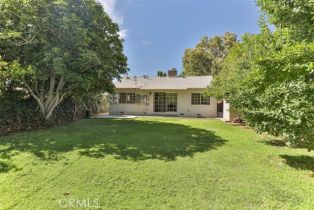 Single Family Residence, 22733 Clarendon st, Woodland Hills, CA 91367 - 36