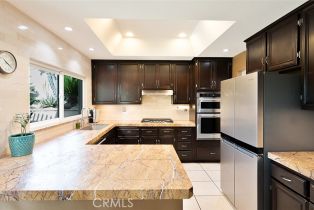 Single Family Residence, 519 Monteleone ave, Oak Park, CA 91377 - 9