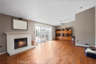 Single Family Residence, 20708 Martha st, Woodland Hills, CA 91367 - 12