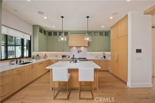 Single Family Residence, 4143 Davana rd, Sherman Oaks, CA 91423 - 4