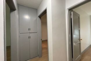 Apartment, 2615 Lincoln, Burbank, CA 91504 - 5