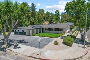 Single Family Residence, 5540 Franrivers ave, Woodland Hills, CA 91367 - 2