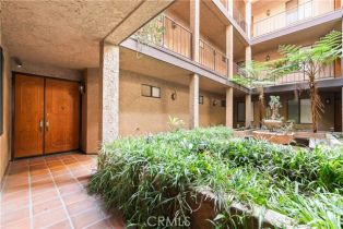Condominium, 14572 Dickens st, Sherman Oaks, CA 91403 - 3