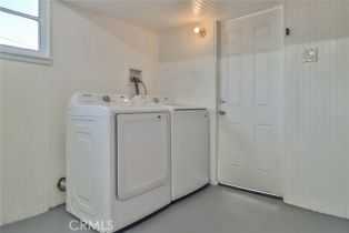 Single Family Residence, 3411 Chandler blvd, Burbank, CA 91505 - 37