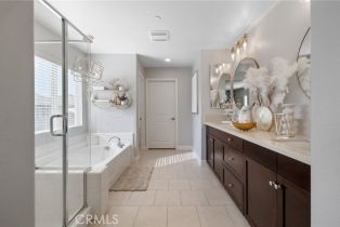 Single Family Residence, 7059 Bergamot ave, Moorpark, CA 93021 - 11