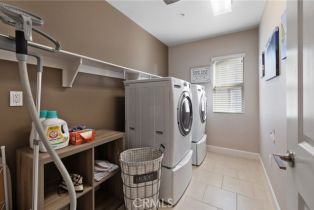 Single Family Residence, 7059 Bergamot ave, Moorpark, CA 93021 - 18