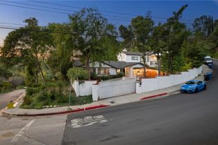 Single Family Residence, 3601 Dellvale pl, Encino, CA 91436 - 5