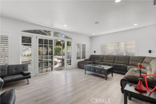 Single Family Residence, 22041 Kinzie st, Chatsworth, CA 91311 - 12