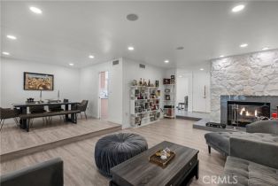 Single Family Residence, 22041 Kinzie st, Chatsworth, CA 91311 - 4