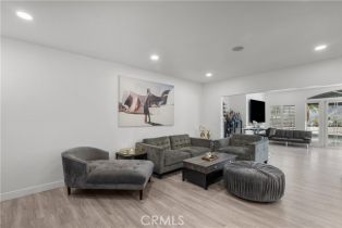 Single Family Residence, 22041 Kinzie st, Chatsworth, CA 91311 - 6