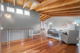 Single Family Residence, 5084 Llano dr, Woodland Hills, CA 91364 - 10