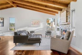 Single Family Residence, 5084 Llano dr, Woodland Hills, CA 91364 - 12