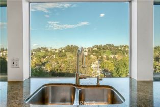 Single Family Residence, 5084 Llano dr, Woodland Hills, CA 91364 - 23