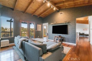 Single Family Residence, 5084 Llano dr, Woodland Hills, CA 91364 - 25