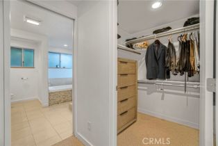 Single Family Residence, 5084 Llano dr, Woodland Hills, CA 91364 - 33