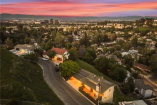 Single Family Residence, 5084 Llano dr, Woodland Hills, CA 91364 - 53