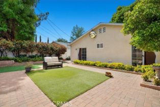 Single Family Residence, 5204 Etiwanda ave, Tarzana, CA 91356 - 5