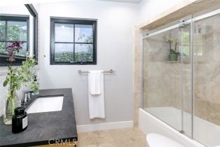 Single Family Residence, 3515 Weslin ave, Sherman Oaks, CA 91423 - 32