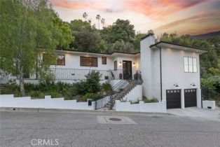 Single Family Residence, 3515 Weslin ave, Sherman Oaks, CA 91423 - 4