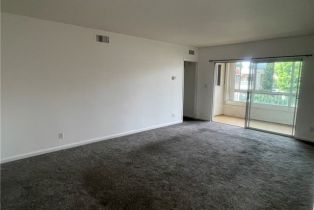 Condominium, 18307 Burbank blvd, Tarzana, CA 91356 - 5