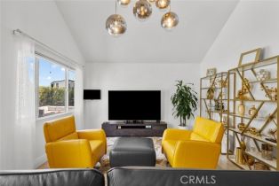 Single Family Residence, 22835 Styles st, Woodland Hills, CA 91367 - 11