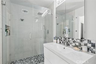 Single Family Residence, 22835 Styles st, Woodland Hills, CA 91367 - 31